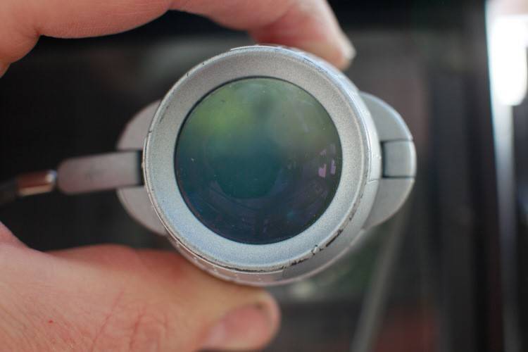 Using a Focusing Loupe